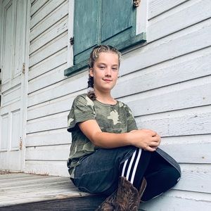 Meet your Posher, Bethlyn